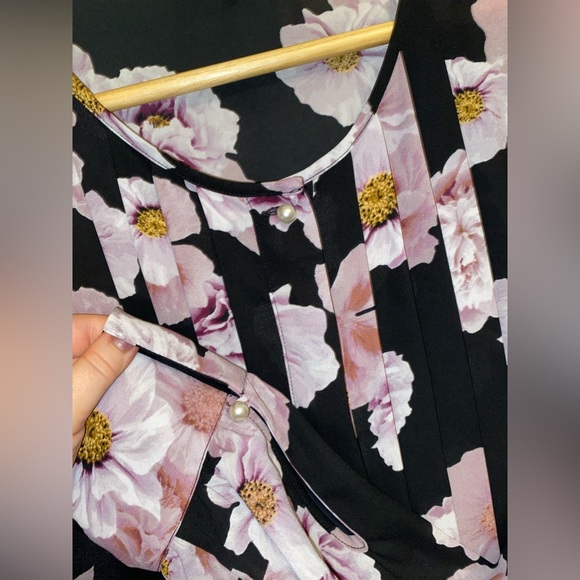 Karl Lagerfeld Pearl Floral Pleat Blouse XL - Picture 4 of 11